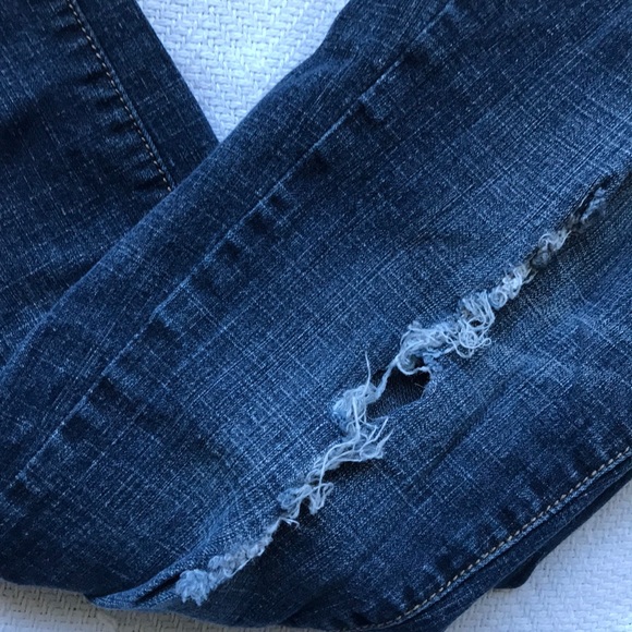 DISTRESSED DENIM JEANS - Picture 2 of 2